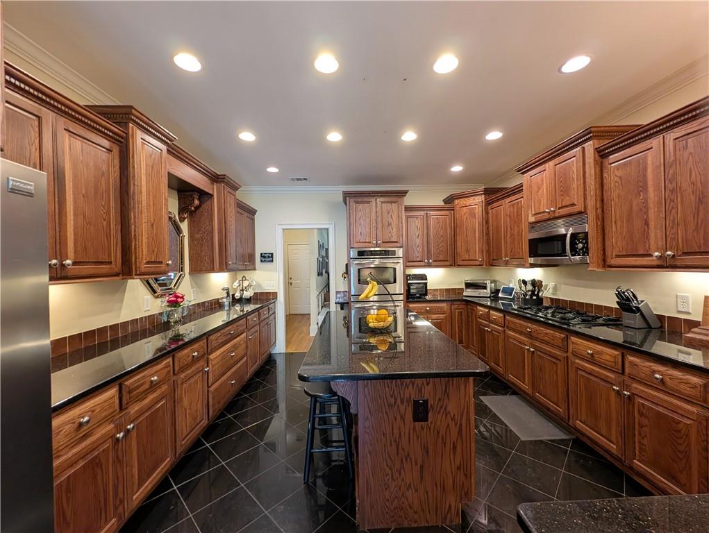 104 Hawks Bend Canton GA 30115