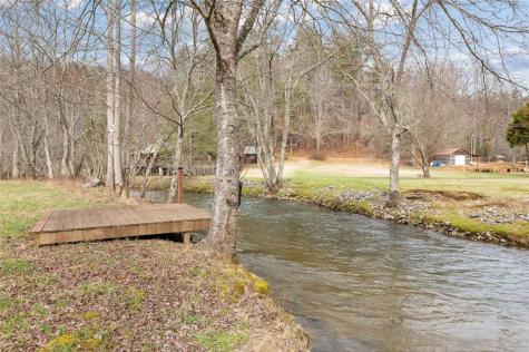 8933 State Highway 60 Suches GA 30572