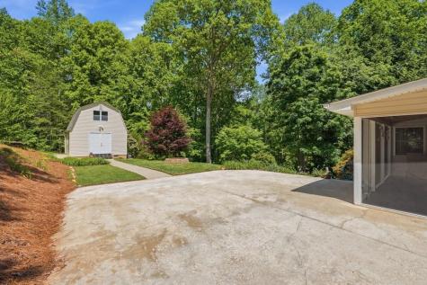 7616 Highland Oaks Drive Young Harris GA 30582