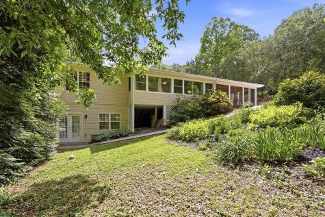 7616 Highland Oaks Drive Young Harris GA 30582