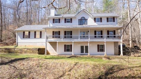 298 J W Nix Road Dahlonega GA 30533