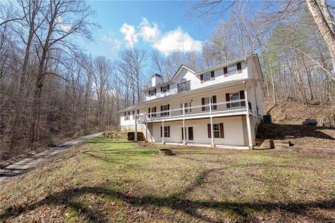 298 J W Nix Road Dahlonega GA 30533