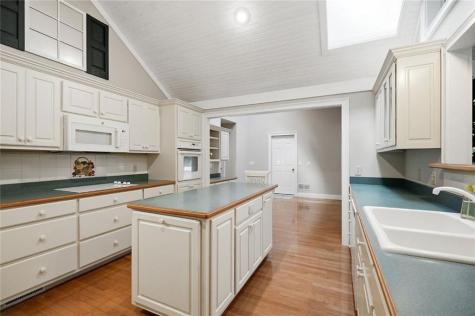 1121 Woodland Trace Jasper GA 30143