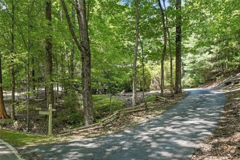 1121 Woodland Trace Jasper GA 30143