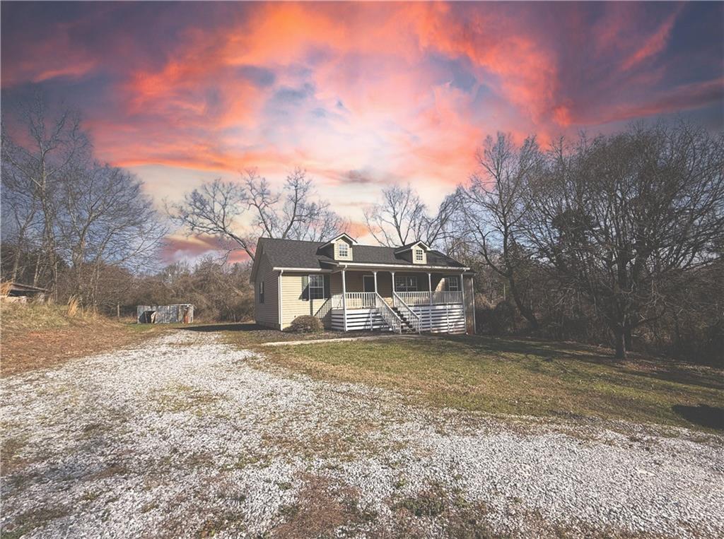 5523 Green Circle Clermont GA 30527
