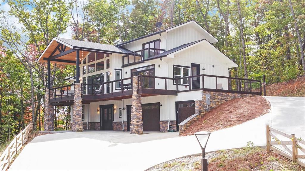 333 Favor Lane Rabun Gap GA 30568