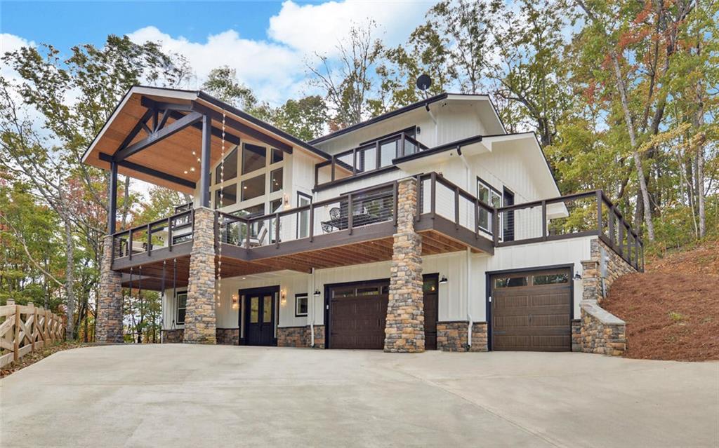333 Favor Lane Rabun Gap GA 30568