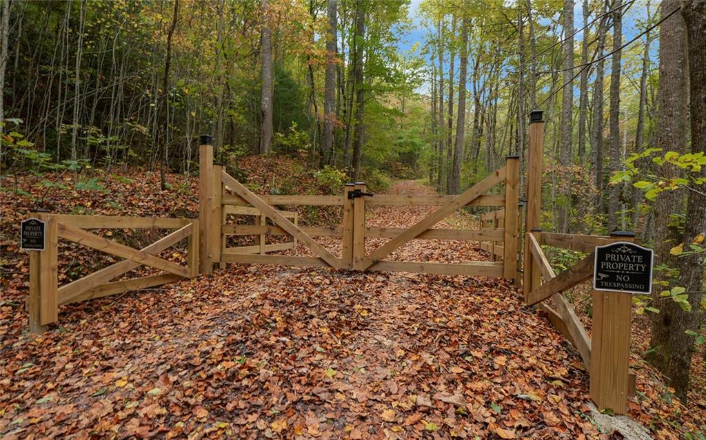 333 Favor Lane Rabun Gap GA 30568