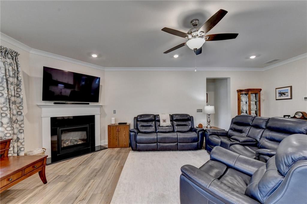 1621 Saddlegate Drive Canton GA 30114