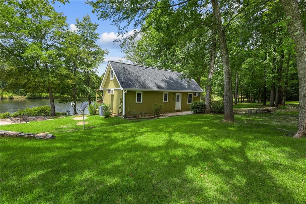 5098 Crescent Road Dry Branch GA 31020