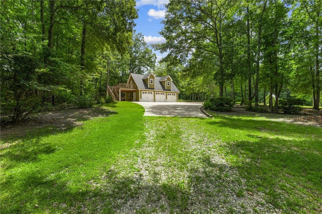 5098 Crescent Road Dry Branch GA 31020