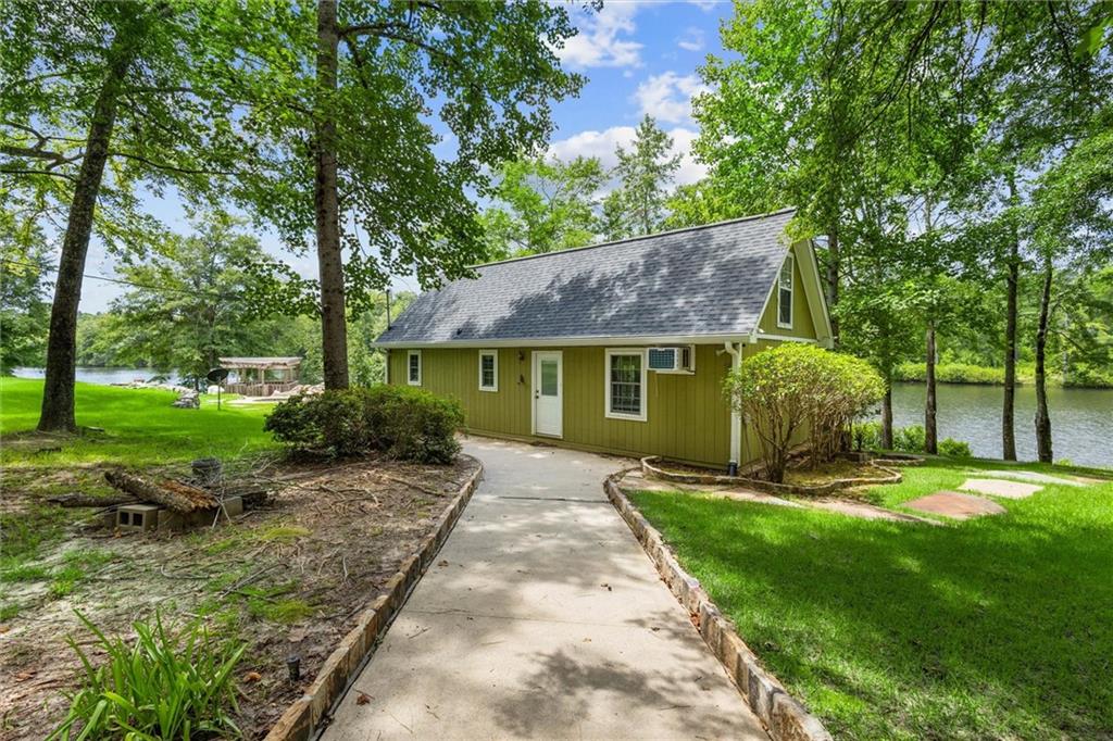 5098 Crescent Road Dry Branch GA 31020