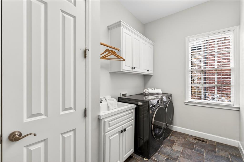 575 Trimble Lake Court Atlanta GA 30342