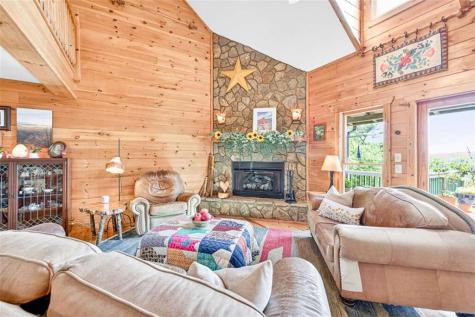 95 Scenic Way Ellijay GA 30540