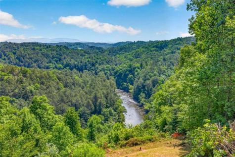 95 Scenic Way Ellijay GA 30540