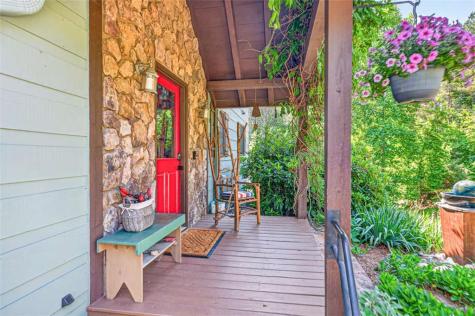 95 Scenic Way Ellijay GA 30540