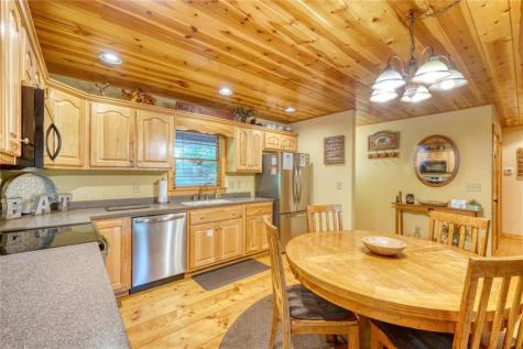 75 Carol Lane Ellijay GA 30540