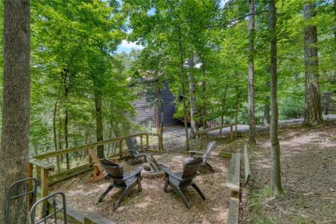 75 Carol Lane Ellijay GA 30540