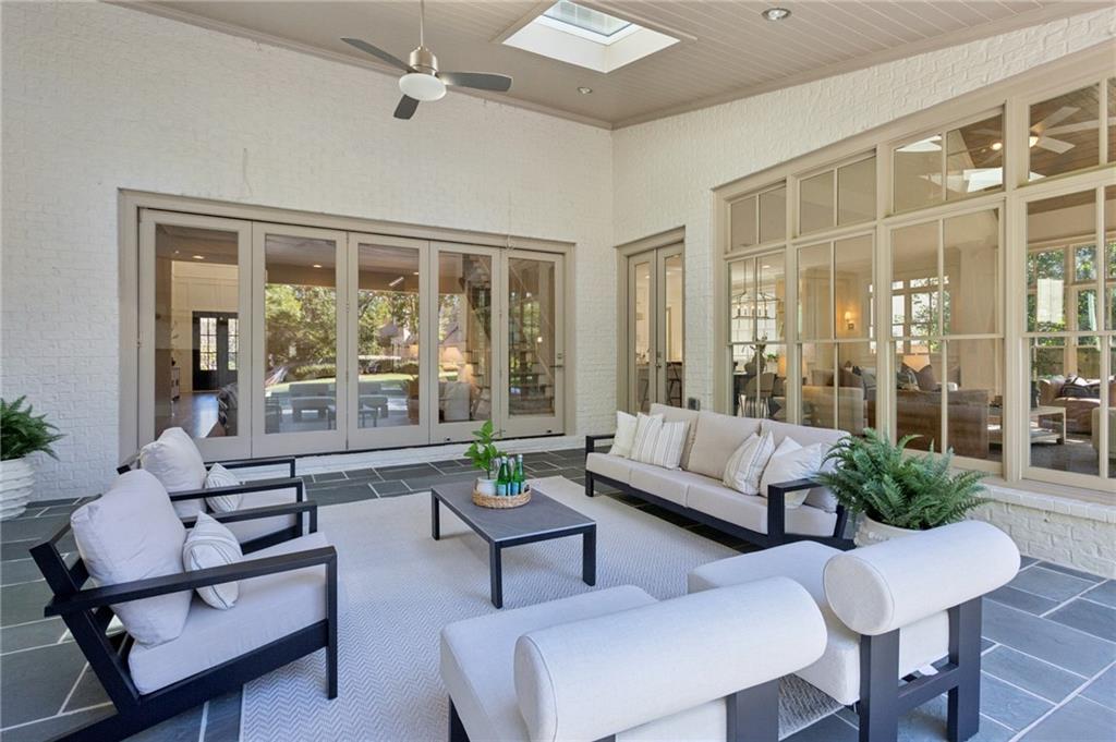 4566 Dudley Lane Sandy Springs GA 30327