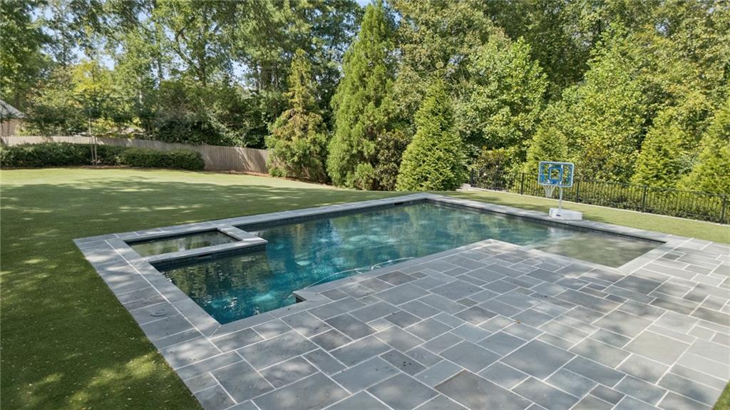 4566 Dudley Lane Sandy Springs GA 30327
