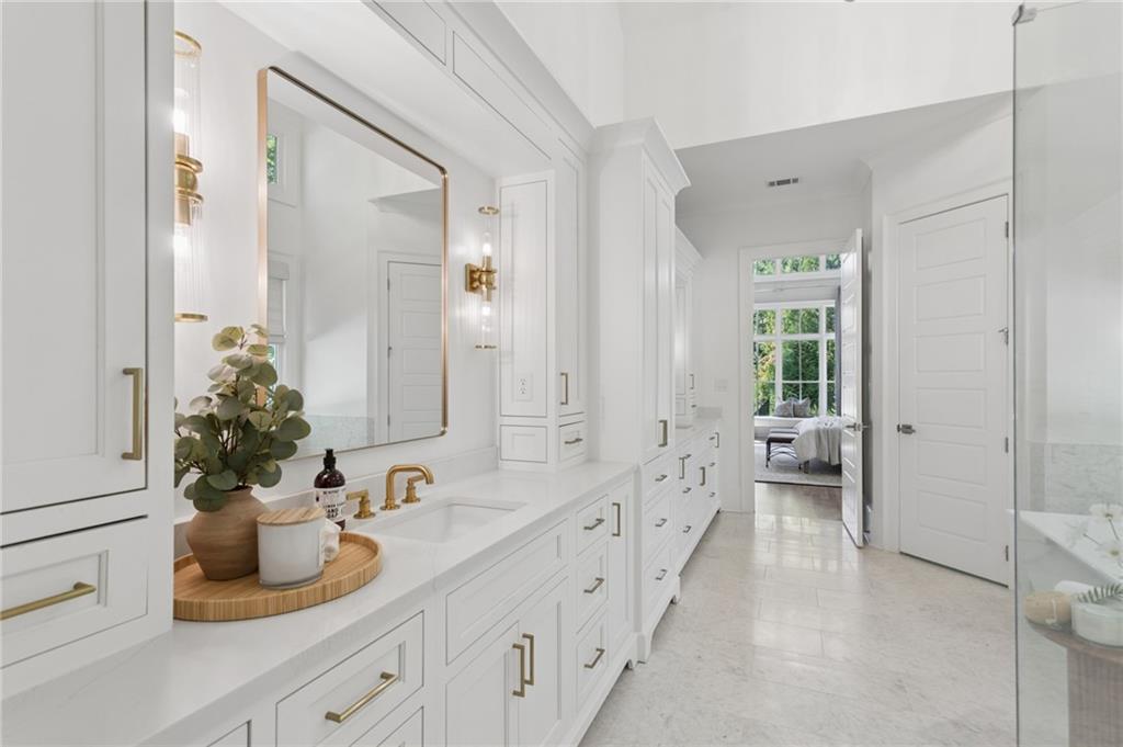4566 Dudley Lane Sandy Springs GA 30327