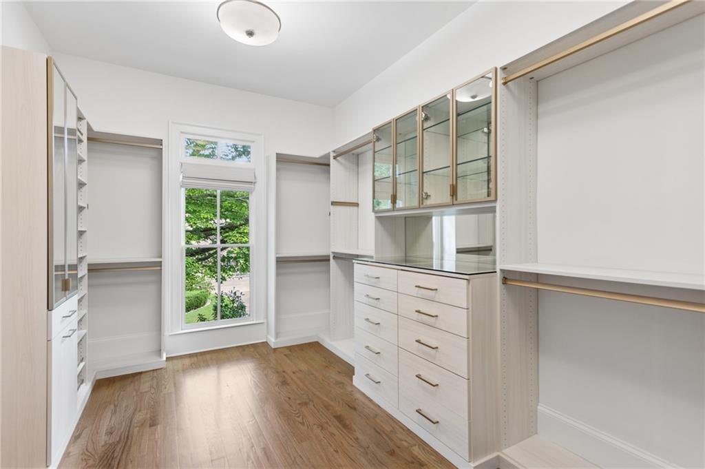 4566 Dudley Lane Sandy Springs GA 30327