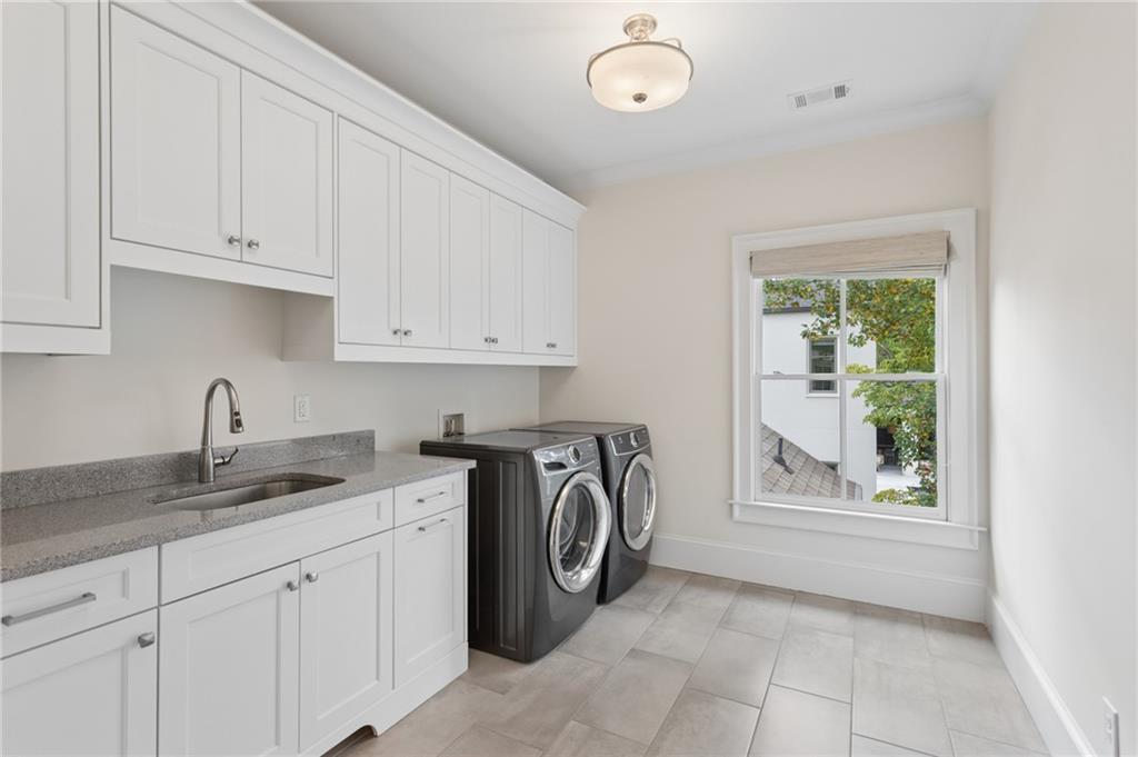 4566 Dudley Lane Sandy Springs GA 30327