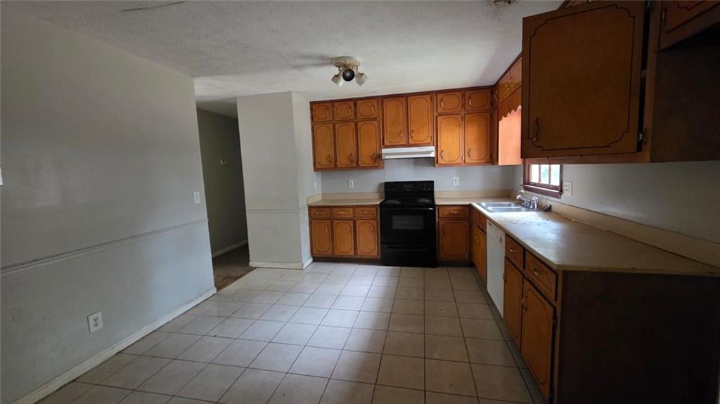 870 Navajo Trail Covington GA 30016