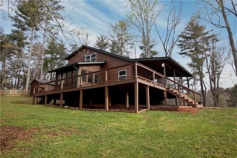 221 Muscadine Road Dahlonega GA 30533
