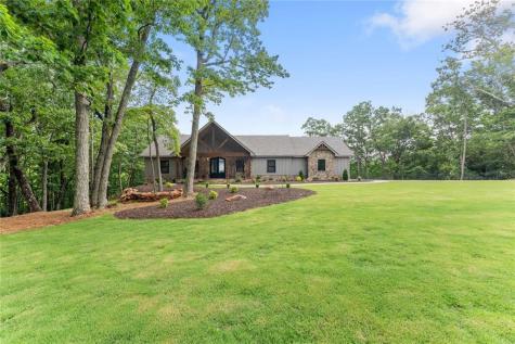 1055 S Laceola Road Cleveland GA 30528