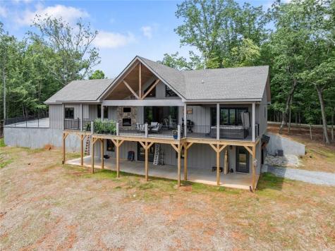 1055 S Laceola Road Cleveland GA 30528