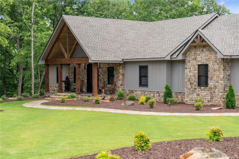 1055 S Laceola Road Cleveland GA 30528