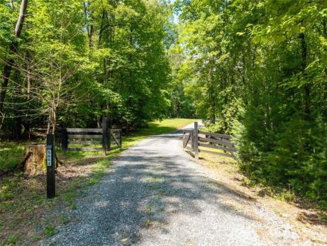 5664 Mobile Road Blue Ridge GA 30513