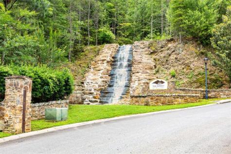111 Summit View Drive Ellijay GA 30540