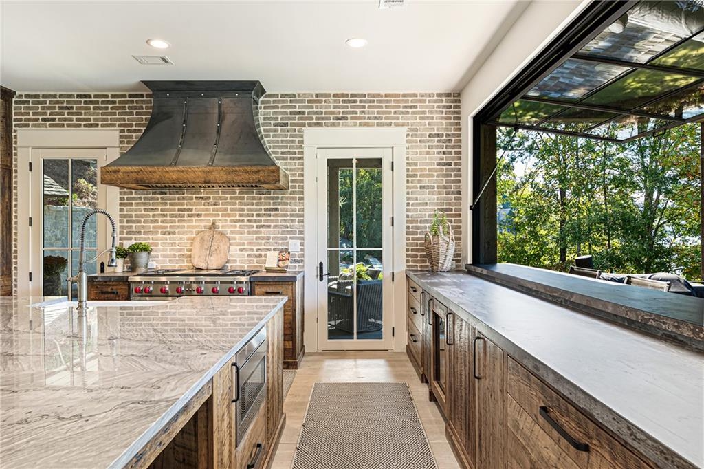 1514 Murray Cove Road Tiger GA 30576