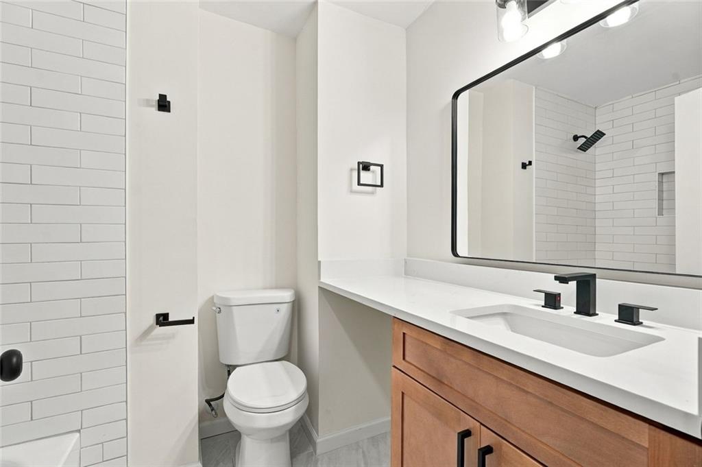 3085 Bobolink Drive Rex GA 30273