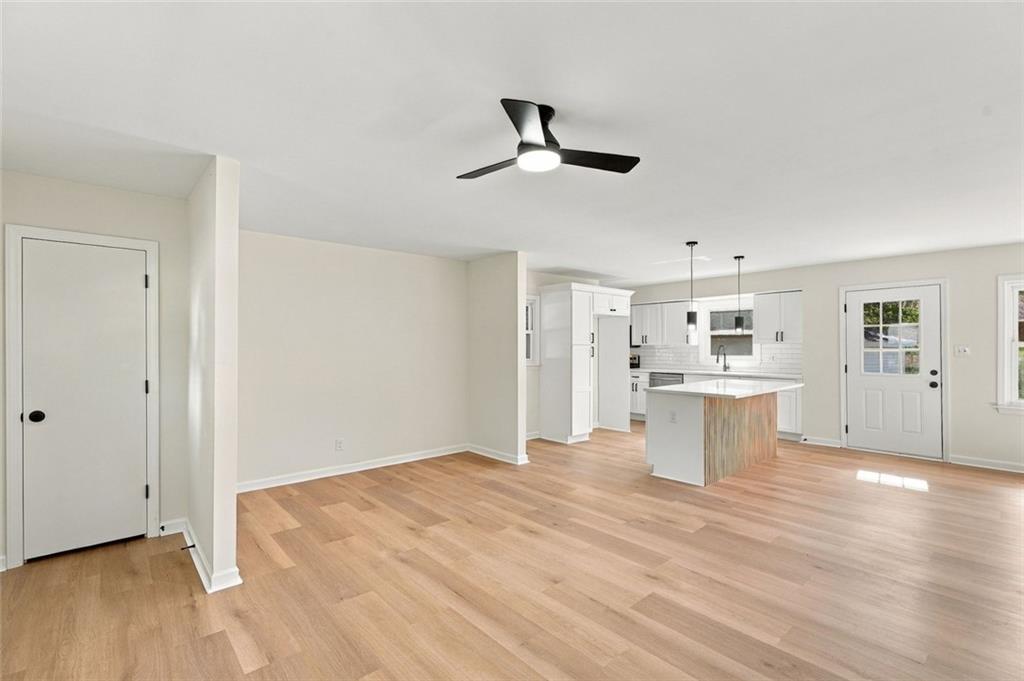3085 Bobolink Drive Rex GA 30273