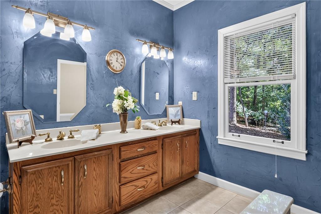 535 Autumn Wood Close Roswell GA 30075