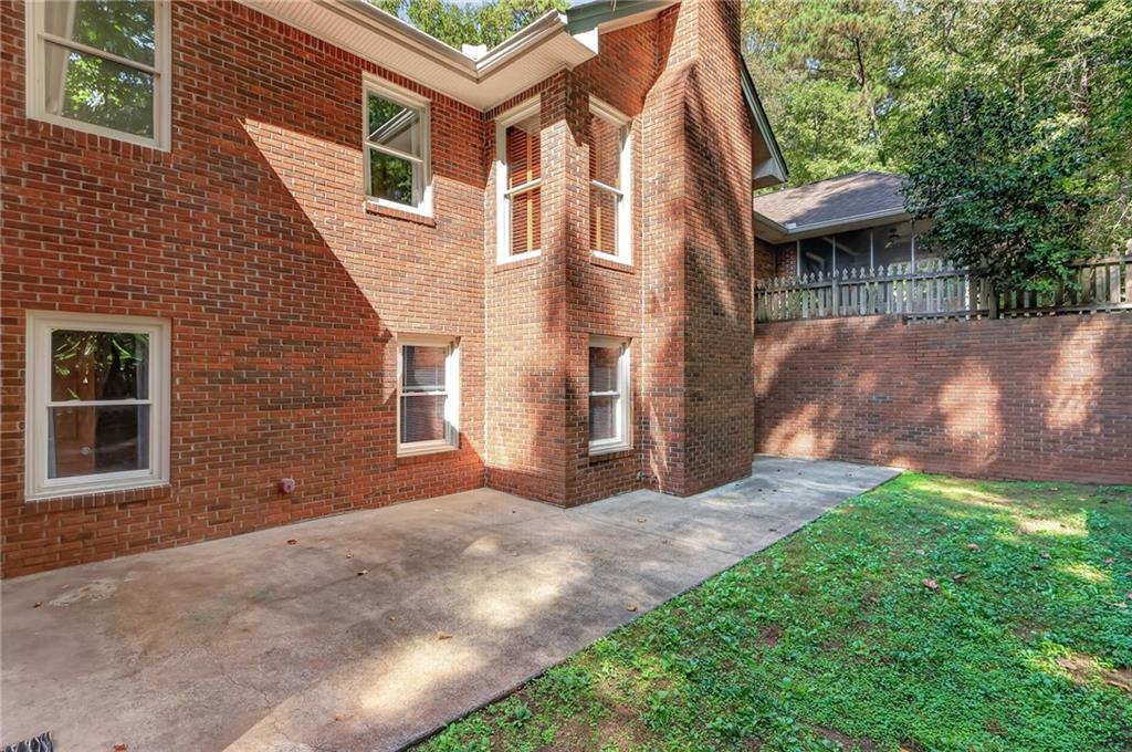 535 Autumn Wood Close Roswell GA 30075