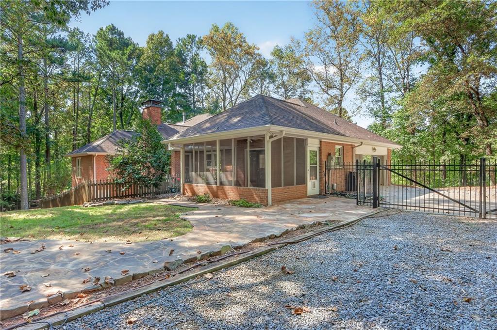 535 Autumn Wood Close Roswell GA 30075