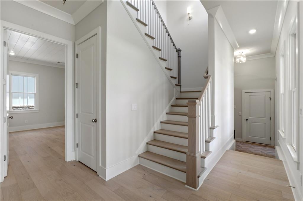 2015 Village Walk Alpharetta GA 30004