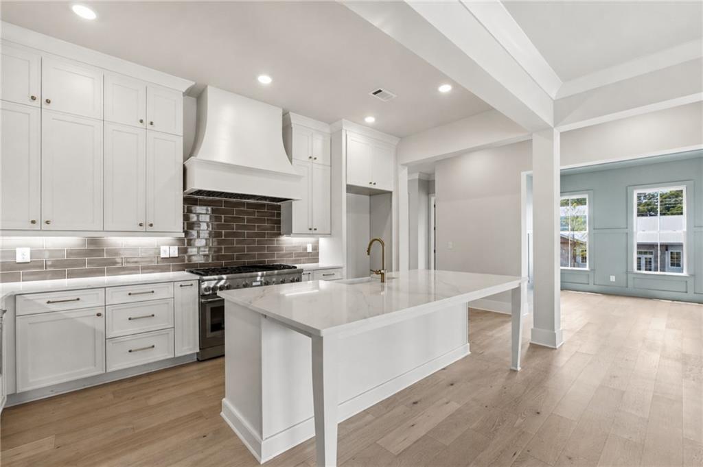 2015 Village Walk Alpharetta GA 30004