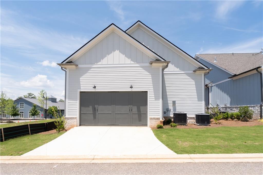 2015 Village Walk Alpharetta GA 30004