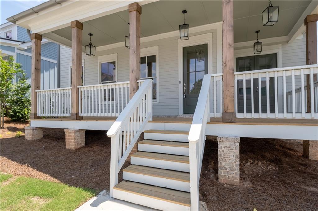 2015 Village Walk Alpharetta GA 30004