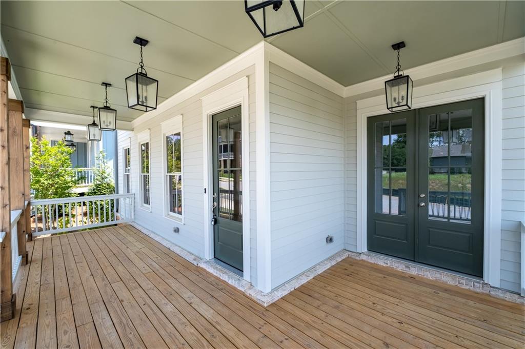 2015 Village Walk Alpharetta GA 30004
