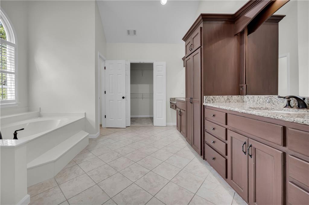 4910 Red Robin Ridge Johns Creek GA 30022