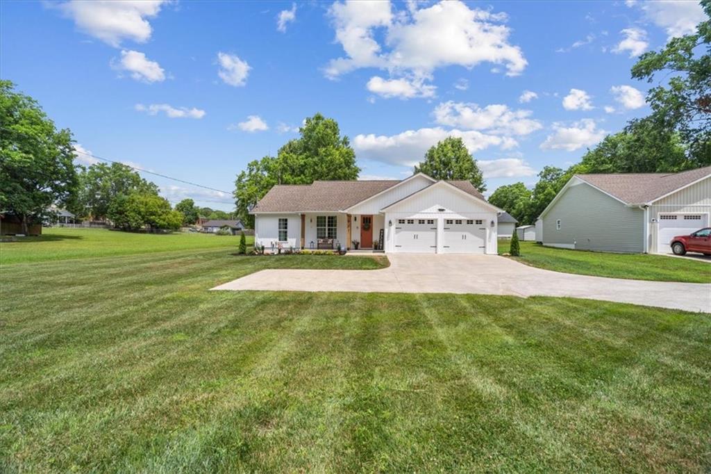 415 W Fort Street Chatsworth GA 30705