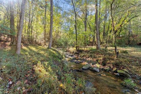 522 Bible Baptist Road Ellijay GA 30536