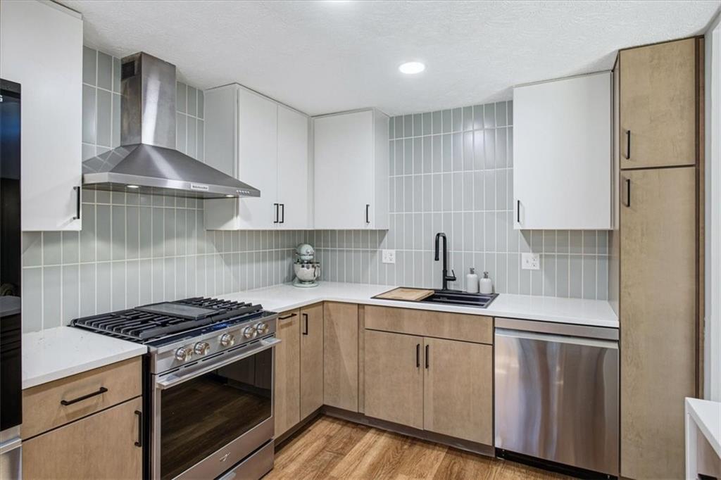 1285 Mission Hills Court Roswell GA 30076
