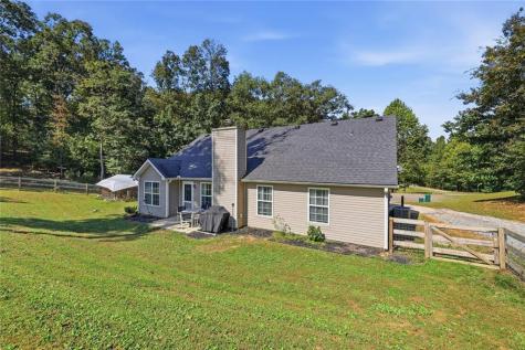 44 Oakmont Drive Cleveland GA 30528